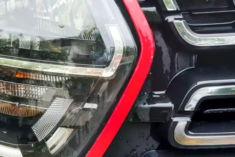 Dacia_Duster_reflektory