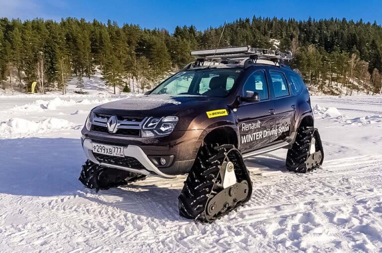 winter-driving-school-renault-duster-12